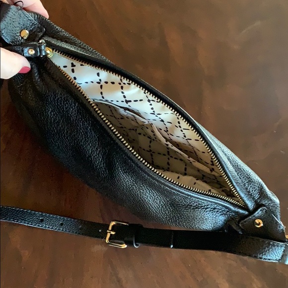 Kate Spade Cobble Hill Crossbody - Picture 4 of 5